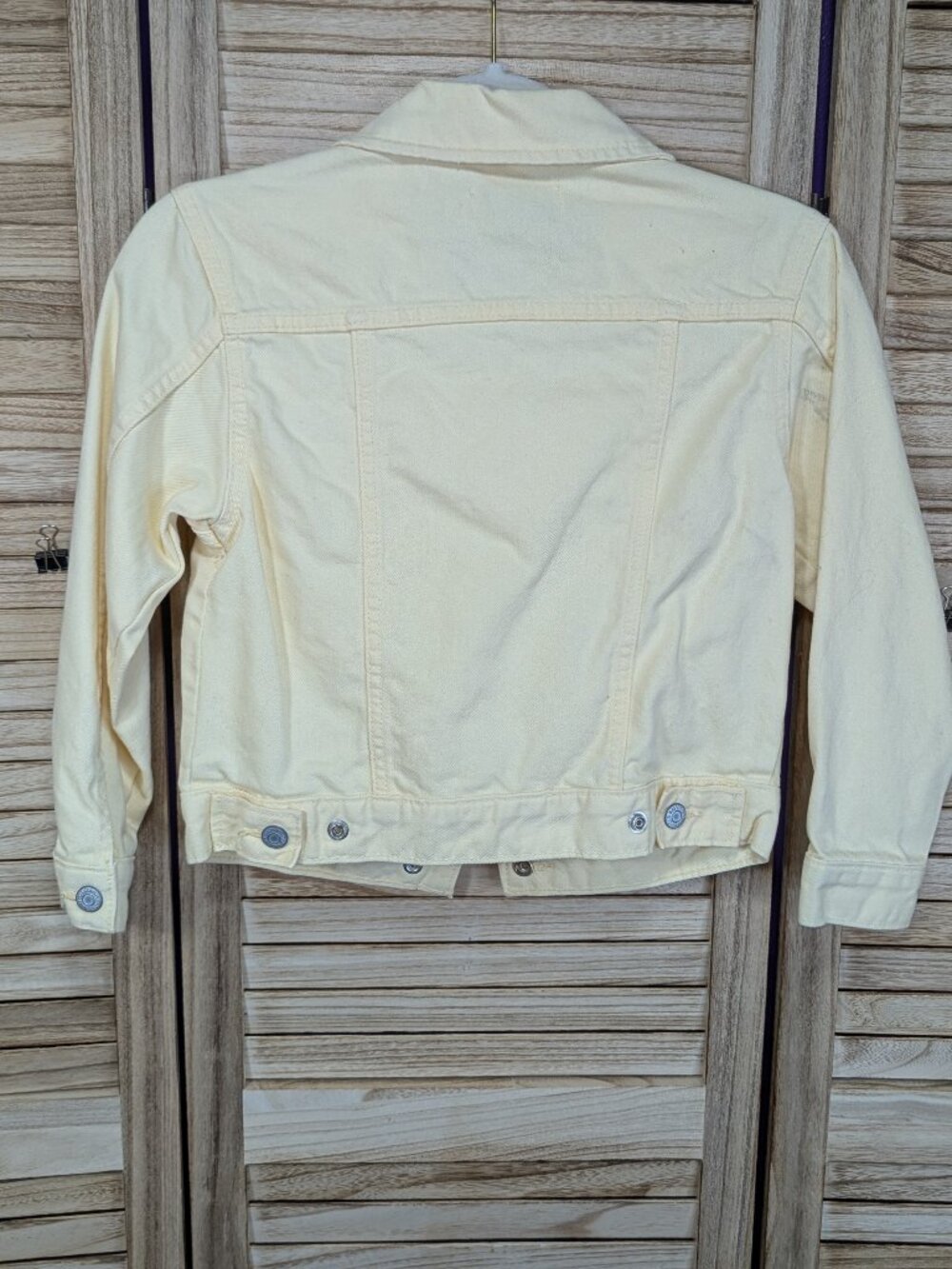 Old Navy Pale Yellow Denim Jacket Size Medium (8) - Picture 9 of 10